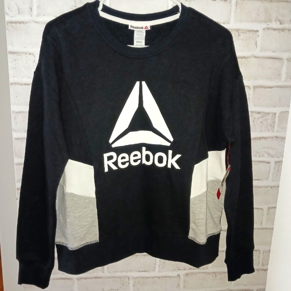 Reebok • Women's Black & White Color Block Logo Crew Sweatshirt, Medium - Picture 3 of 13